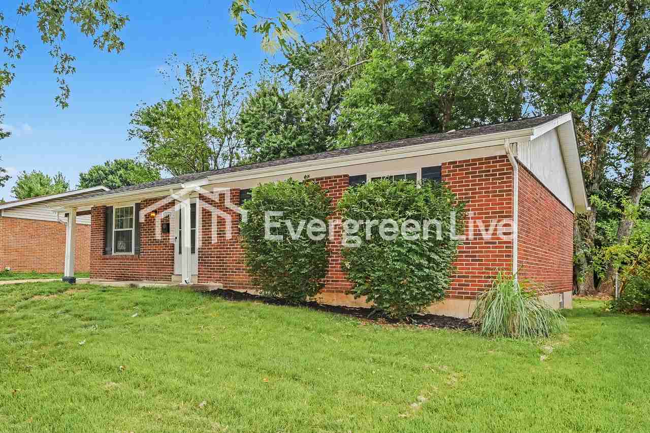 2172 Millvalley Dr - Photo 2 of 15