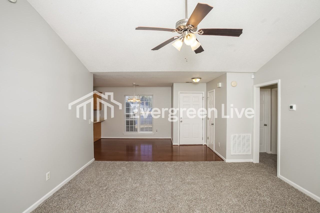 6 Danrock Ct - Photo 6 of 14