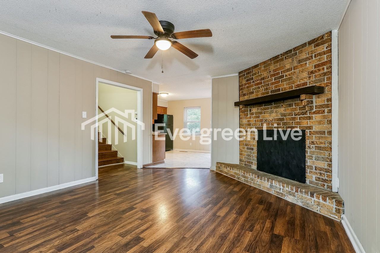 1705 W 58th St - Photo 3 of 18