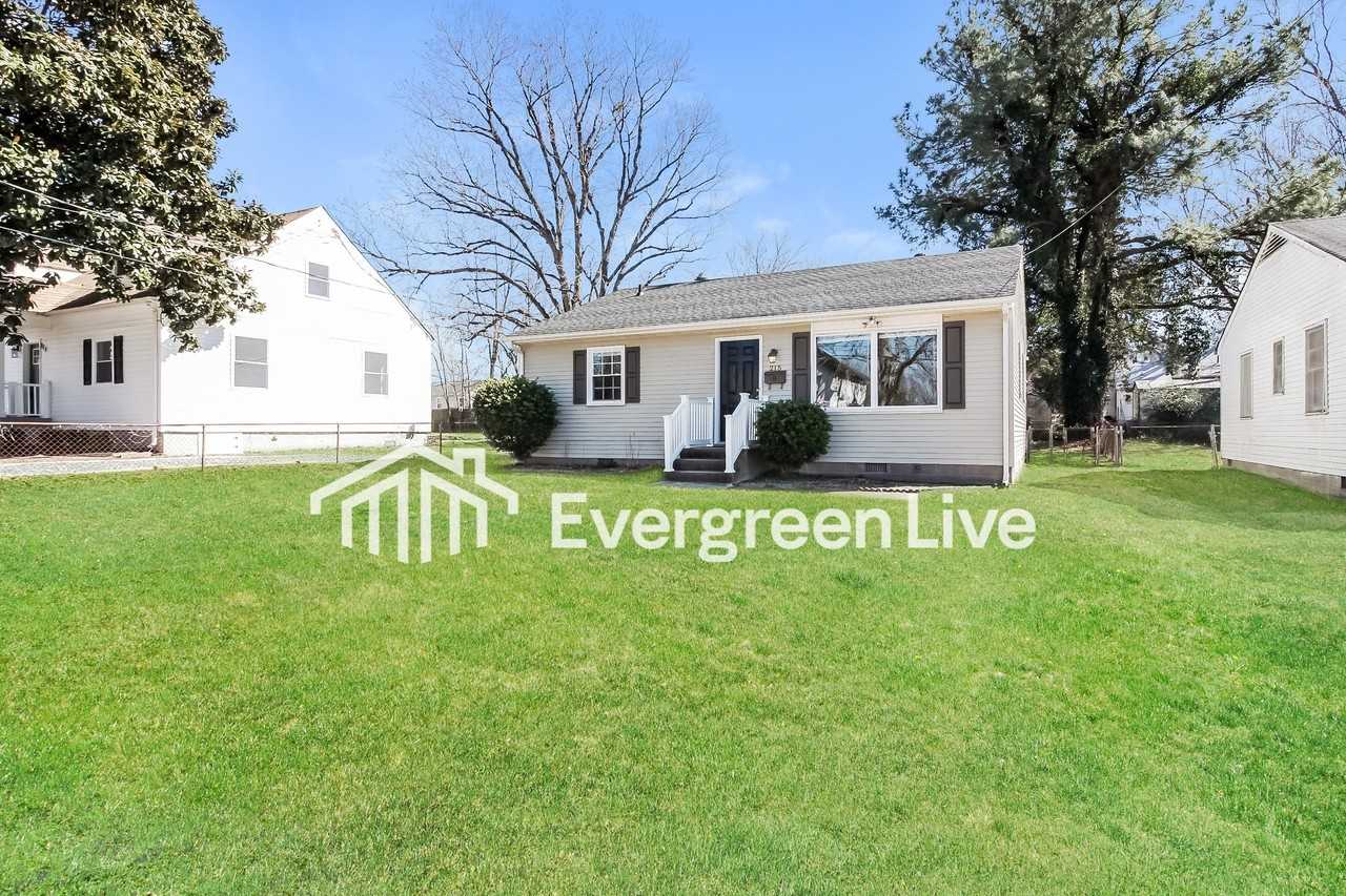 215 N Ivy Ave - Photo 2 of 15