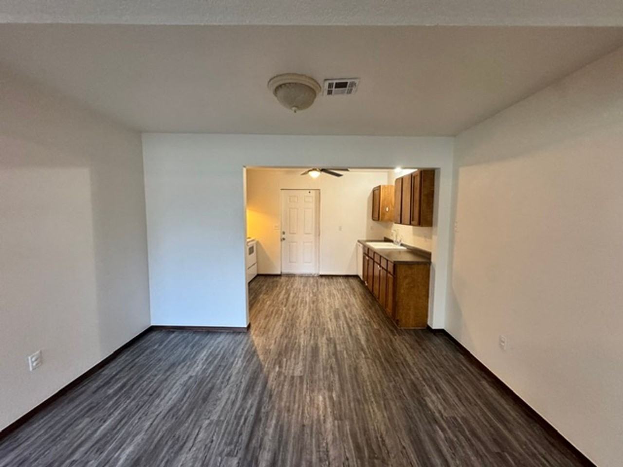 721 Sw 13th St - Photo 5 of 14