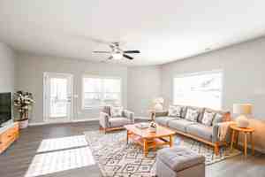 featured image of 604 Elliston Pl