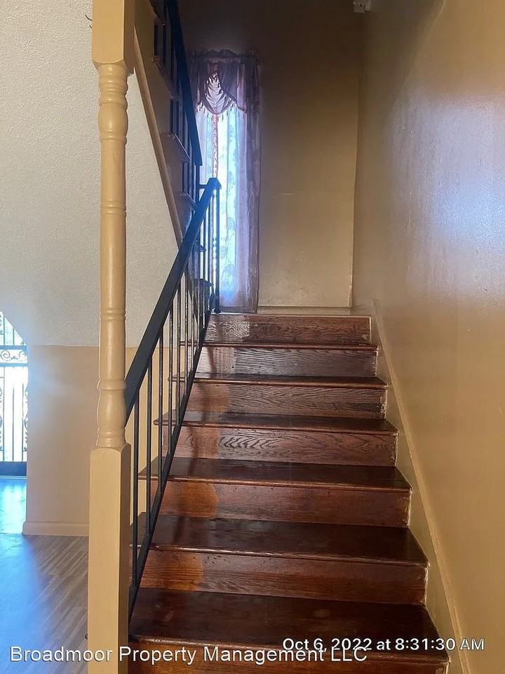 3624 Orange Blossom Ct #TH - Photo 3 of 7