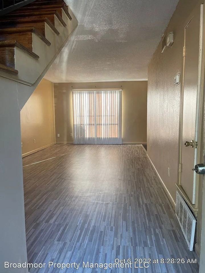 3624 Orange Blossom Ct #TH - Photo 4 of 7