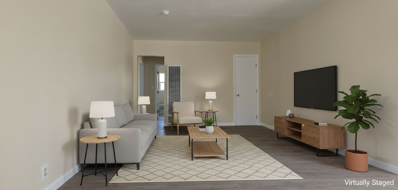 10223 Darby Ave #5 - Photo 4 of 12