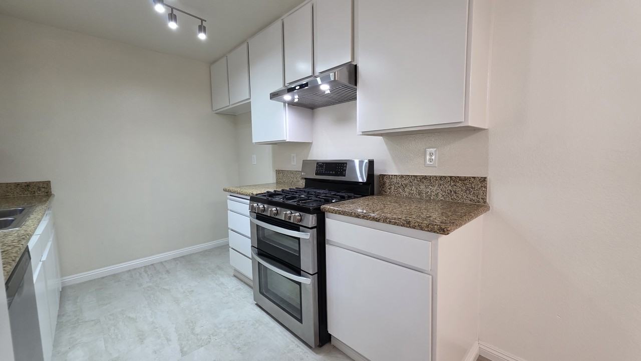 2310 South Diamond Bar Boulevard Diamond Bar - Photo 3 of 12