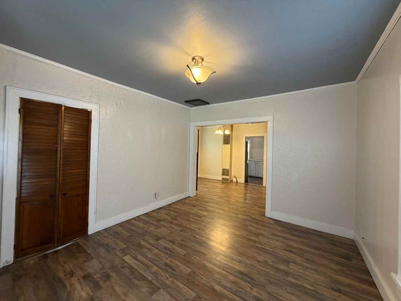 120 N Caddo St - Photo 2 of 14