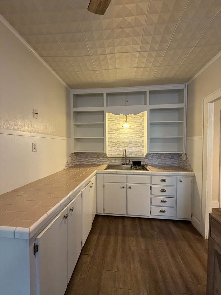 120 N Caddo St - Photo 5 of 14