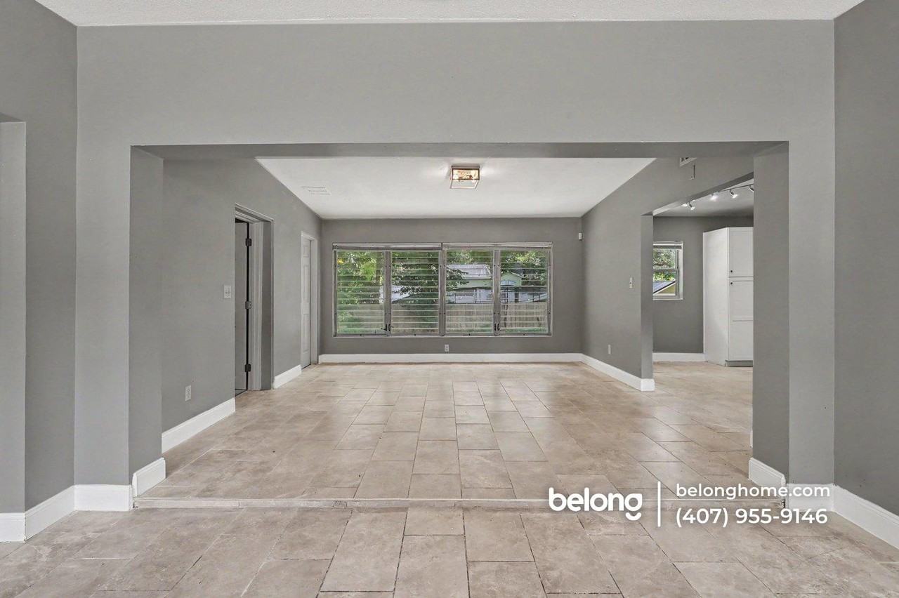 1518 Oranole Rd - Photo 4 of 16