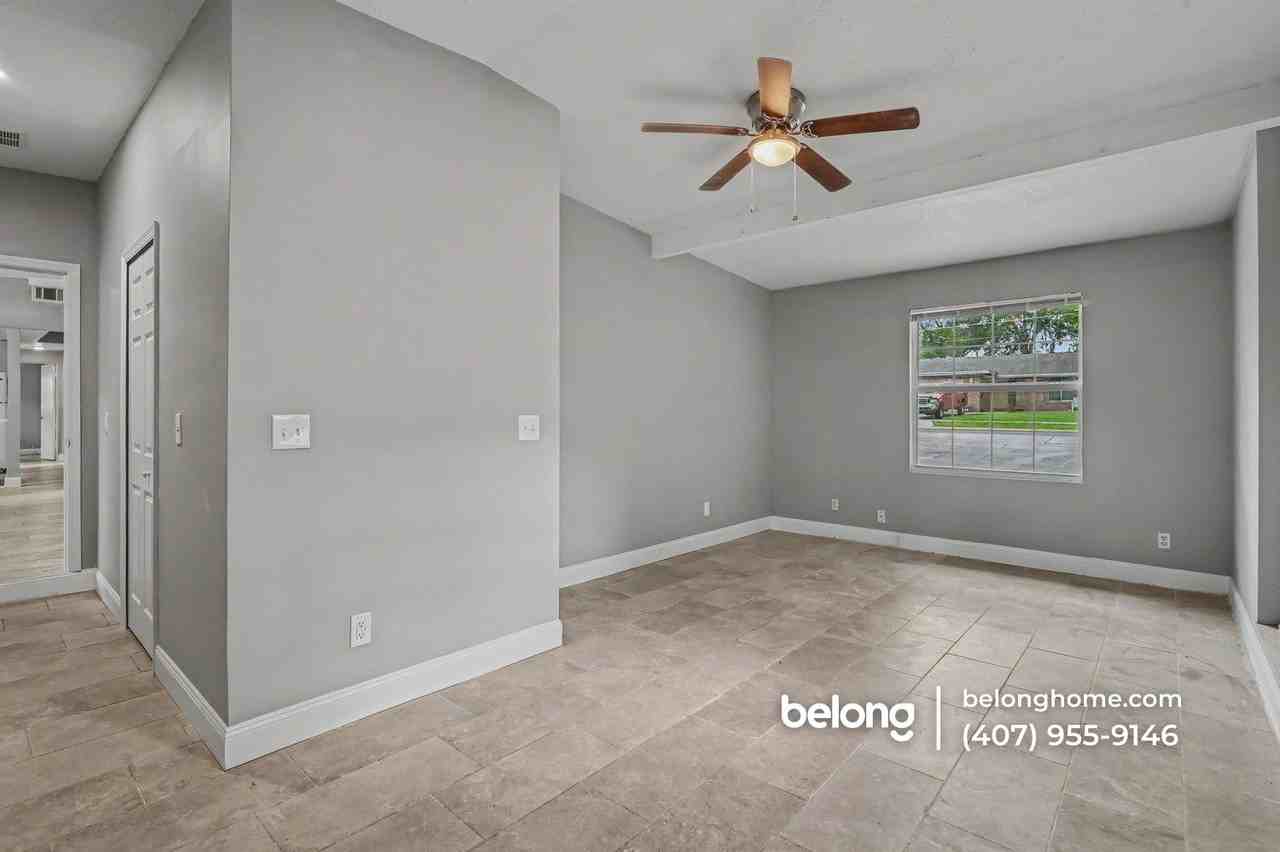 1518 Oranole Rd - Photo 6 of 16