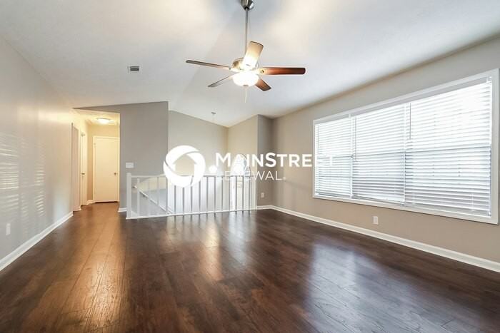 4218 Falcon Crest Dr - Photo 4 of 17