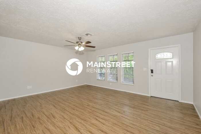 3959 Tampico Dr - Photo 4 of 16