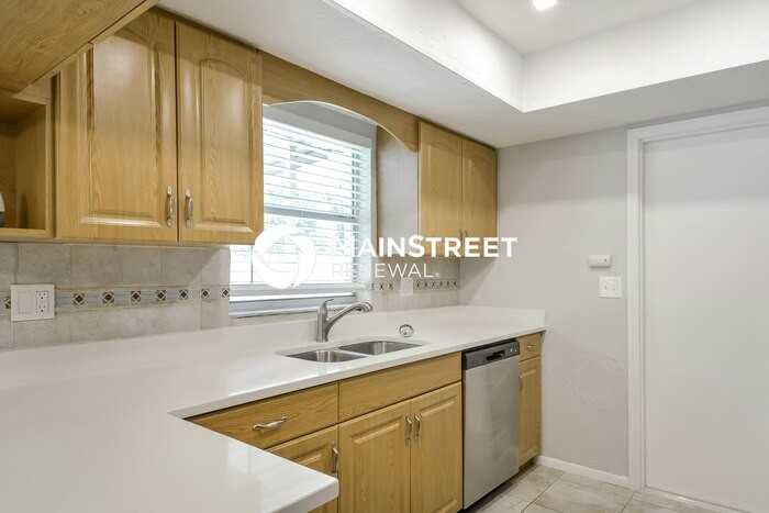 3959 Tampico Dr - Photo 7 of 16