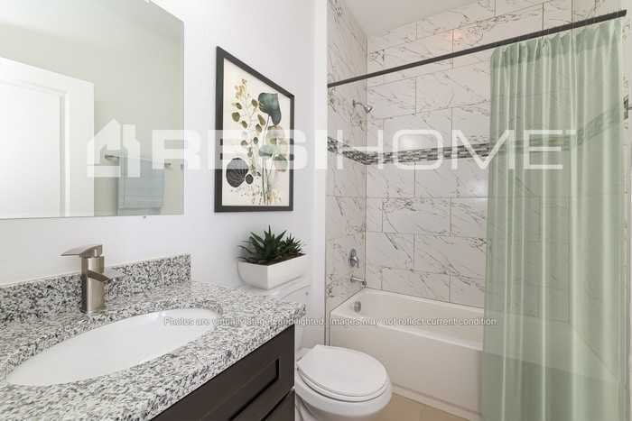 656 Hudson Valley Dr - Photo 4 of 16