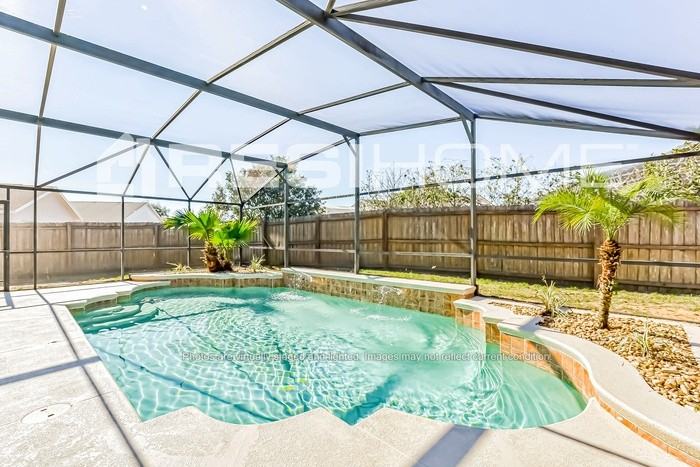 1540 Oak Hill Trl - Photo 2 of 19