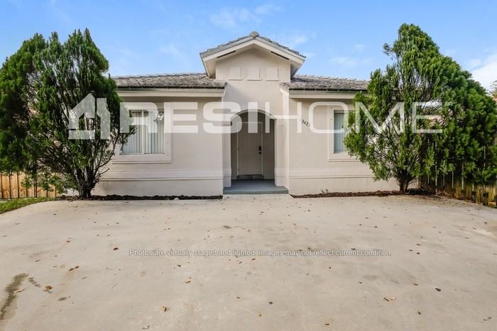 13423 Sw 256th St - Photo 2 of 19