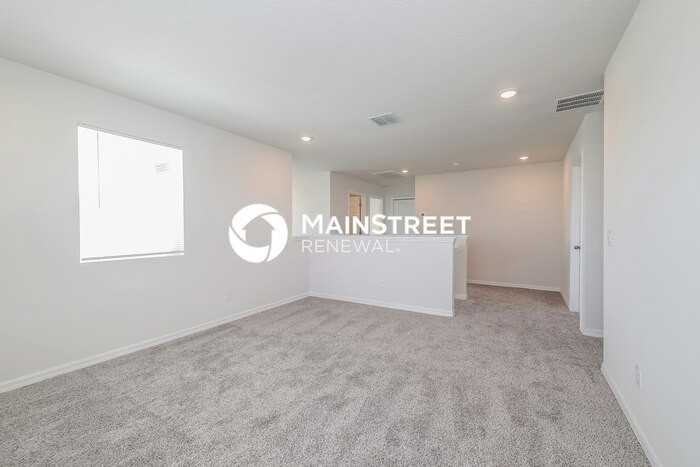 1432 Saguaro St - Photo 6 of 17