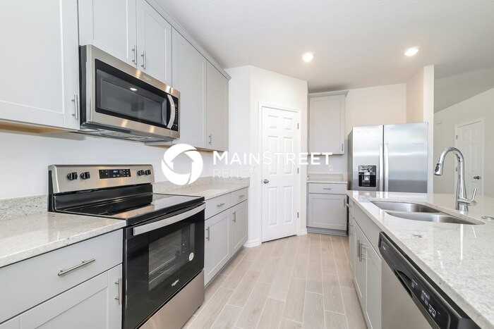 1432 Saguaro St - Photo 7 of 17