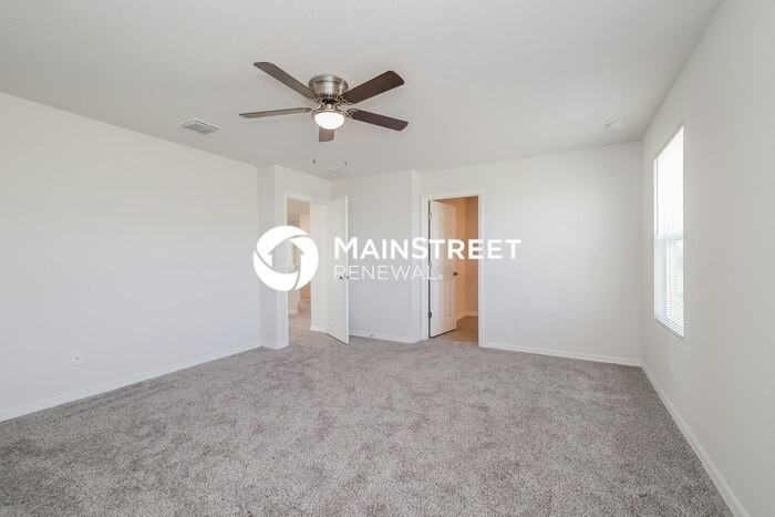 1432 Saguaro St - Photo 7 of 17