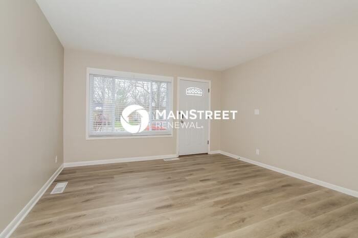 622 Arlington Dr - Photo 3 of 16