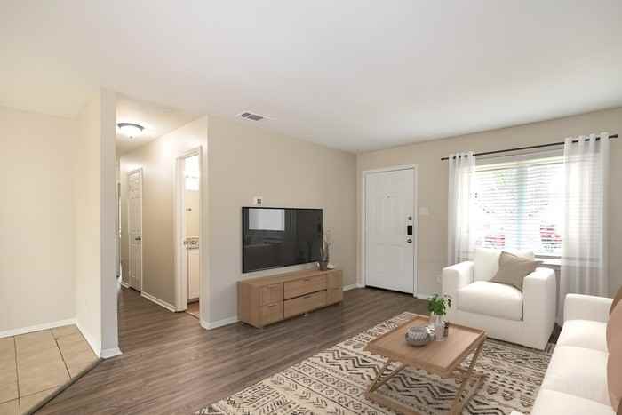 6436 Moonhill Dr - Photo 7 of 20