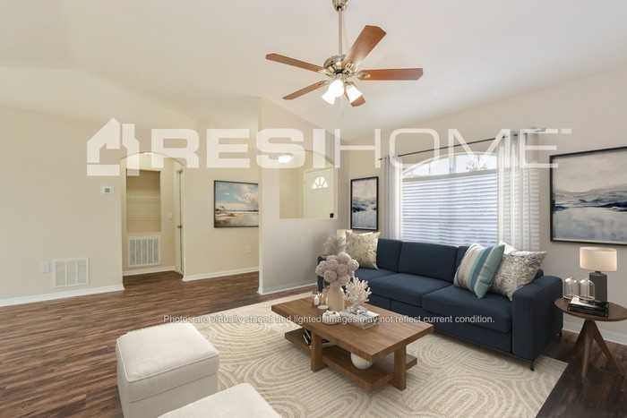 2924 Norwick St - Photo 6 of 18