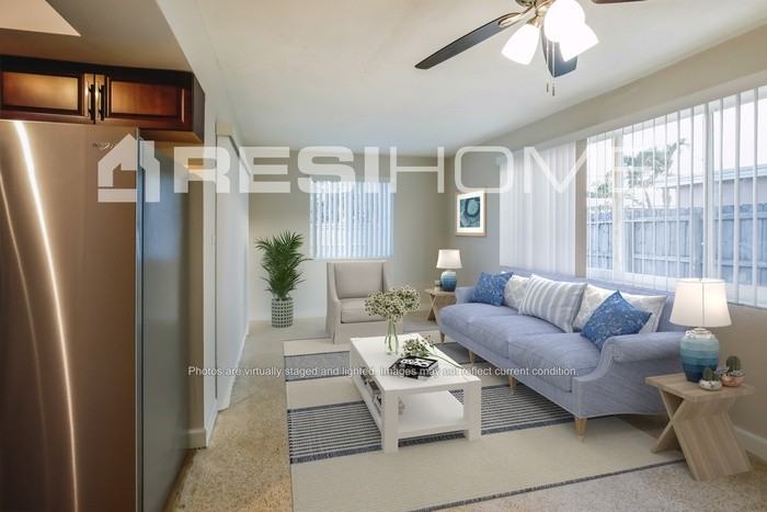 8954 Sw 53rd St - Photo 5 of 16