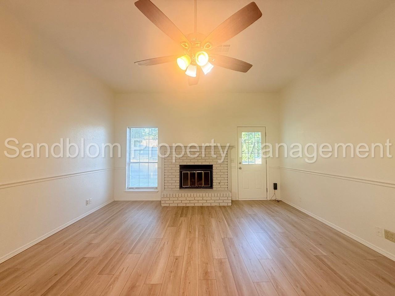 8928 E 87th Pl - Photo 6 of 27