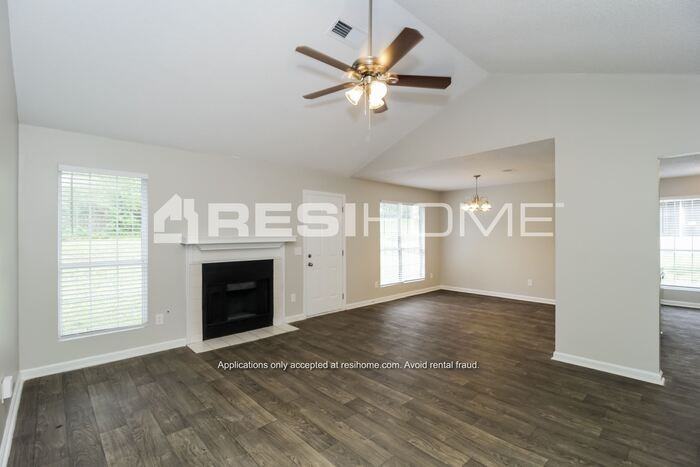 3501 Baroney Ln Sw - Photo 6 of 19
