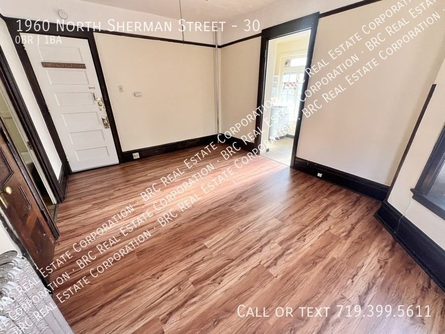 Cross Apartments - Photo 7 of 20