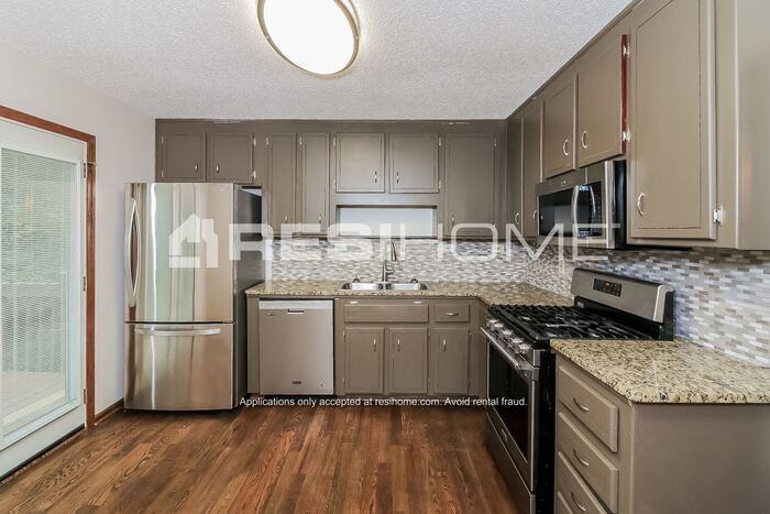 643 Sunshine Trce Nw - Photo 2 of 21