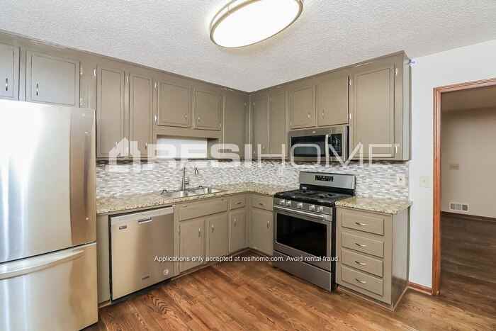 643 Sunshine Trce Nw - Photo 3 of 21