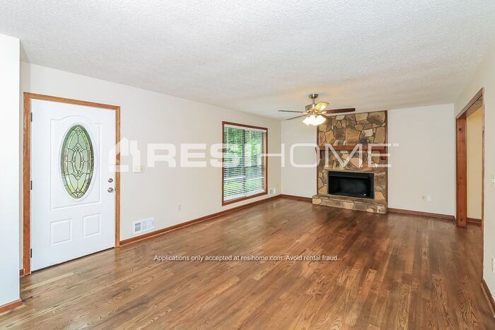643 Sunshine Trce Nw - Photo 4 of 21