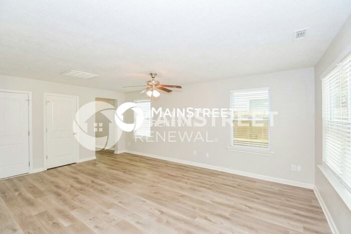 2560 Willowbranch Dr - Photo 5 of 17