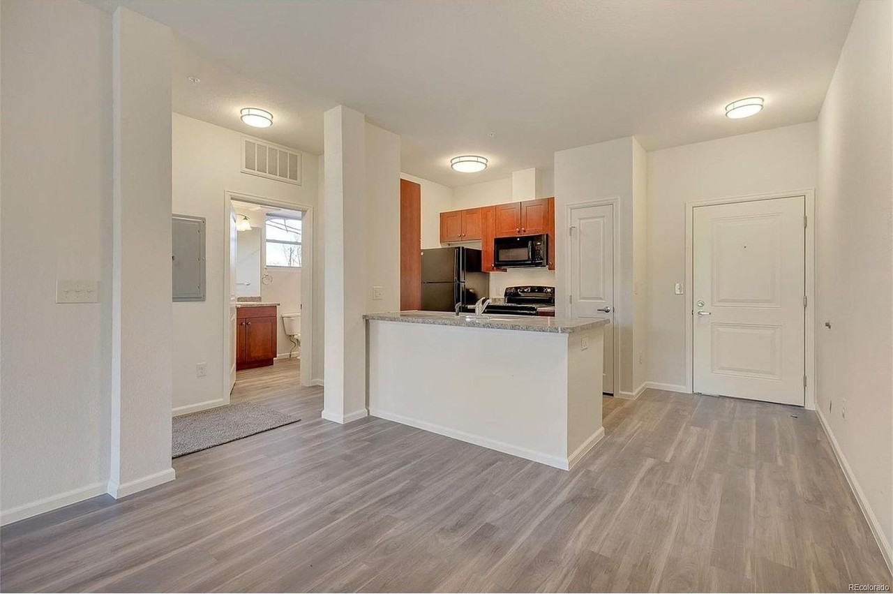 Two Creeks Crossing Apartments - Photo 3 of 20