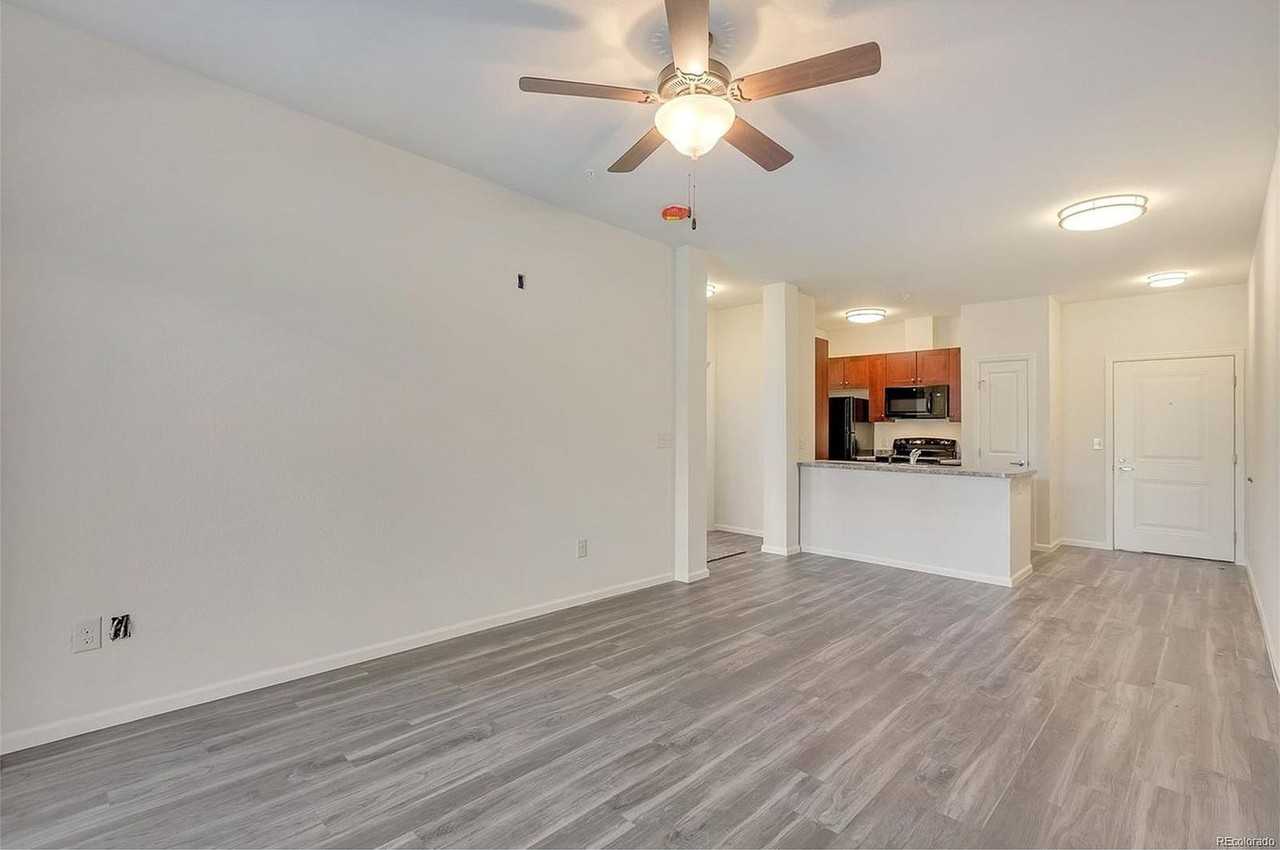 Two Creeks Crossing Apartments - Photo 5 of 20