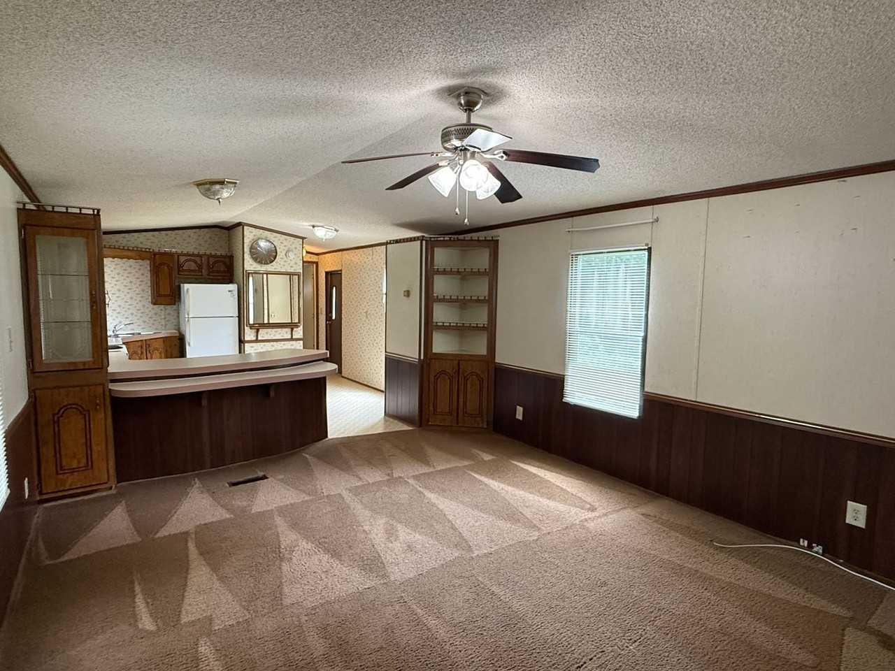 6409 Glenn Teague Rd - Photo 2 of 10