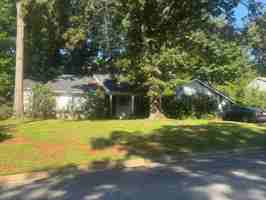 featured image of 5200 Wedgewood Rd