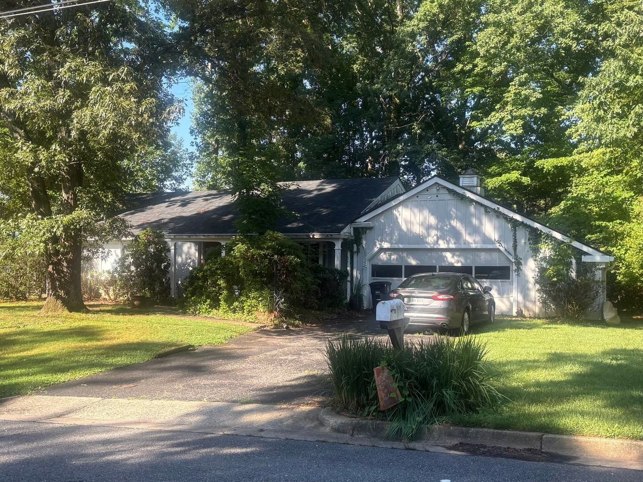 5200 Wedgewood Rd - Photo 2 of 2