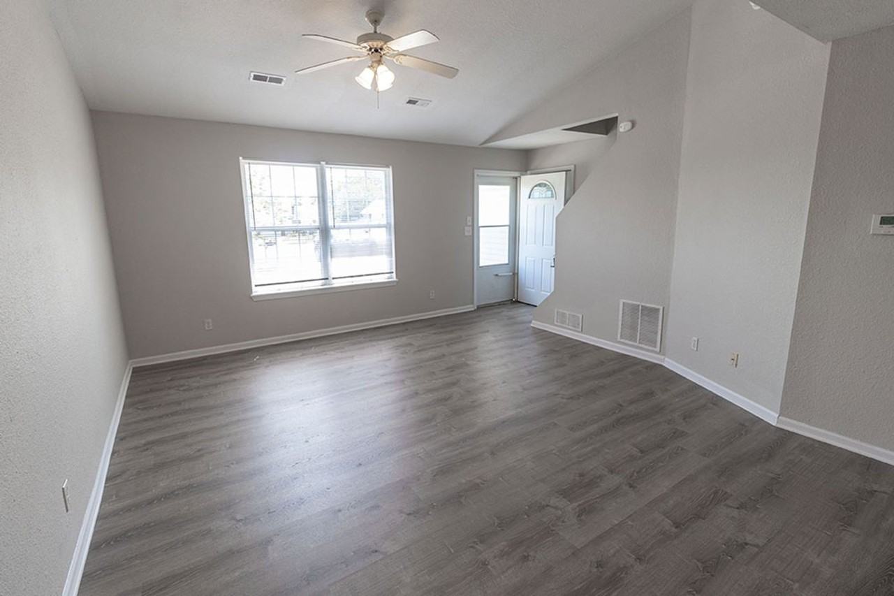 4307 Derby Ridge Dr - Photo 2 of 20