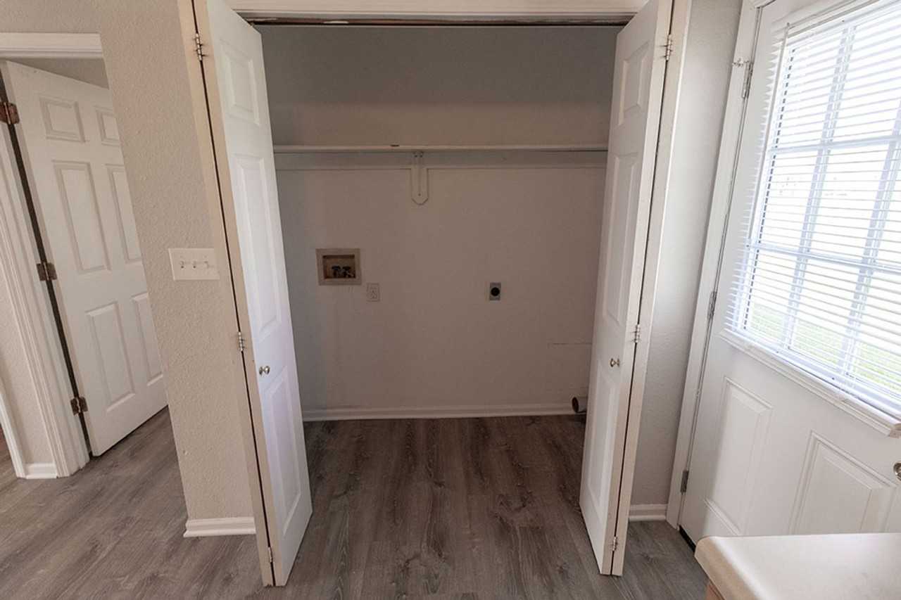 4307 Derby Ridge Dr - Photo 6 of 20