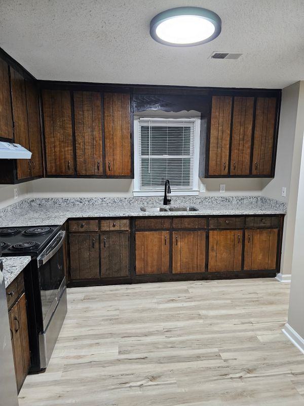 2128 Terrace Club Ct - Photo 2 of 19