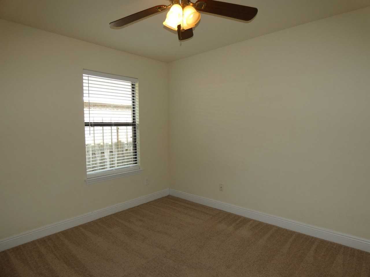 4931 Makenna Cir - Photo 7 of 30