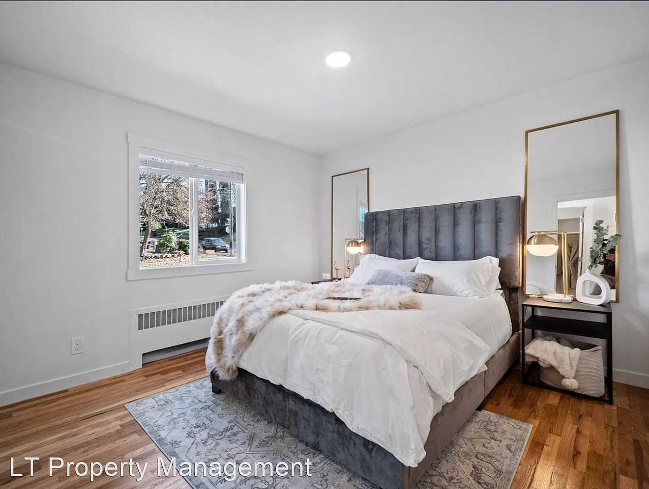 Taylor Apartments - Photo 2 of 11