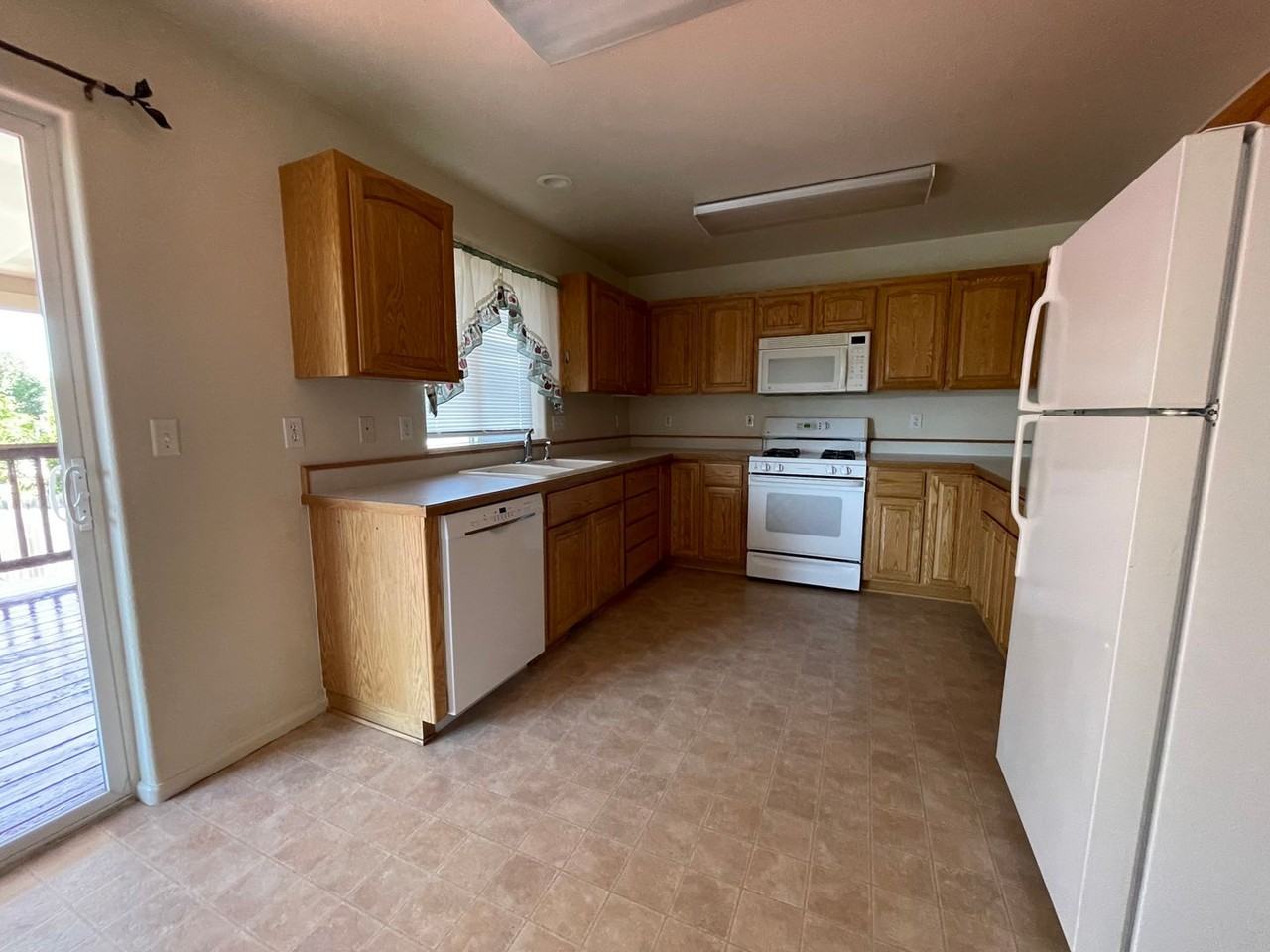 205 Kit Ln - Photo 4 of 14