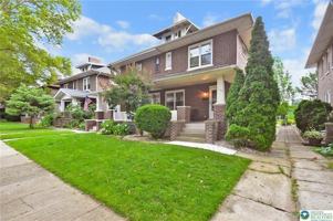 featured image of 1140 N New St