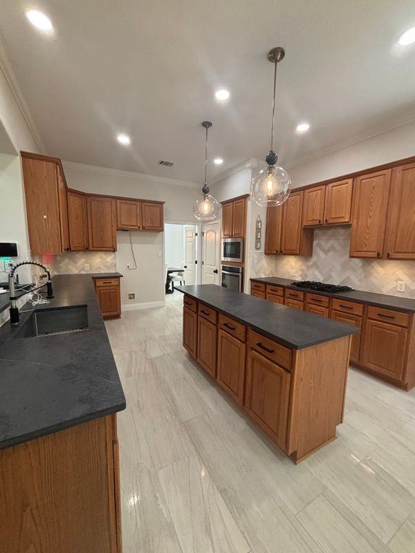 3247 Monarch - Photo 2 of 3