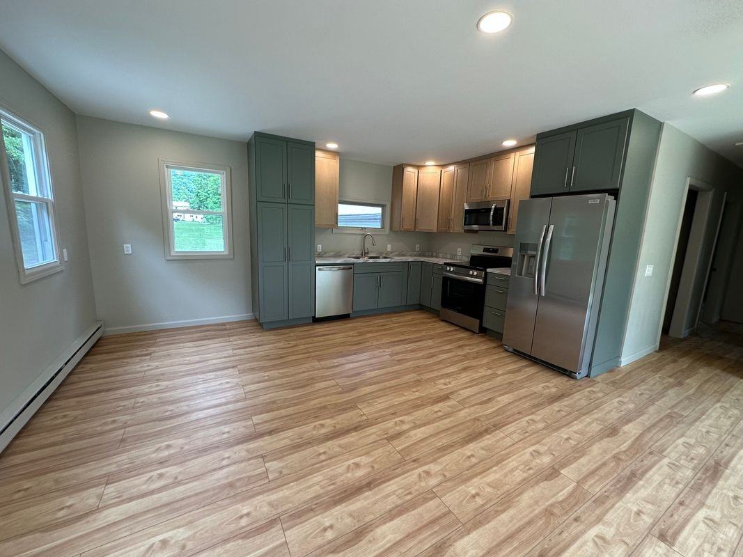 27 Liberty St - Photo 2 of 17
