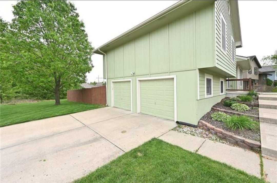 7531 N Kentucky Ave - Photo 3 of 24