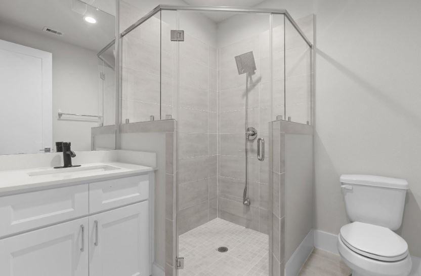 836 Fisher St ##D - Photo 3 of 28